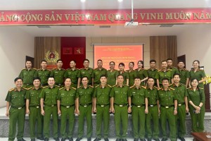 Phòng Cảnh sát ĐTTP về ma túy, Công an TP.HCM: Siết chặt địa bàn, thi đua lập thành tích chào mừng Đại hội Đảng các cấp