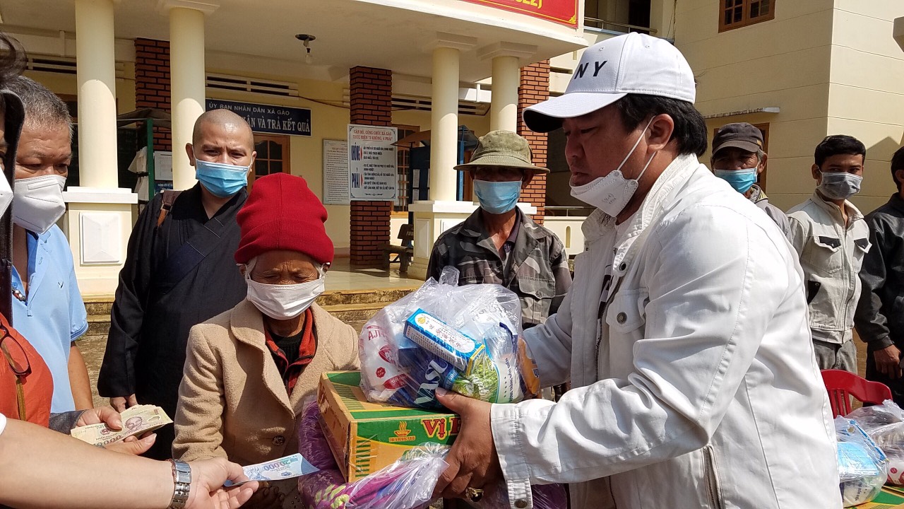 z3353685696700 706982644efa925b9e16b7b2f2a2d179