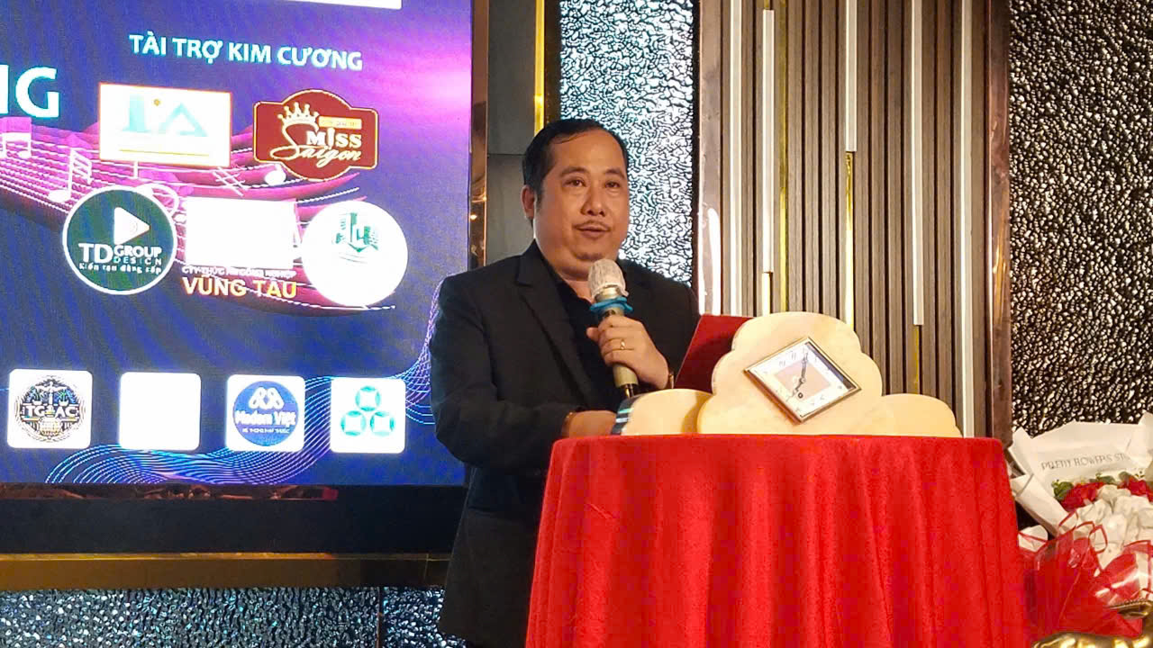 z7197814812215 f8927366768da830228208ed8dec80b4