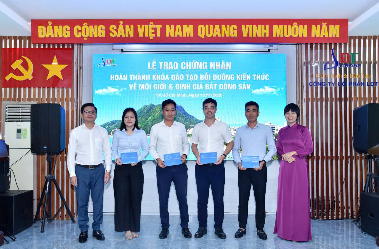 z7253106324206 1ba45e4e9ed1a5dc62087820b8cfeb27