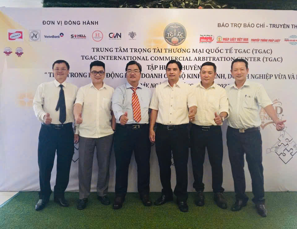 z7324874587529 dd2097969578cf8ec0ad08fa053b5b8f